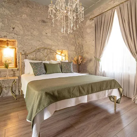 Voger Pino Hotel *